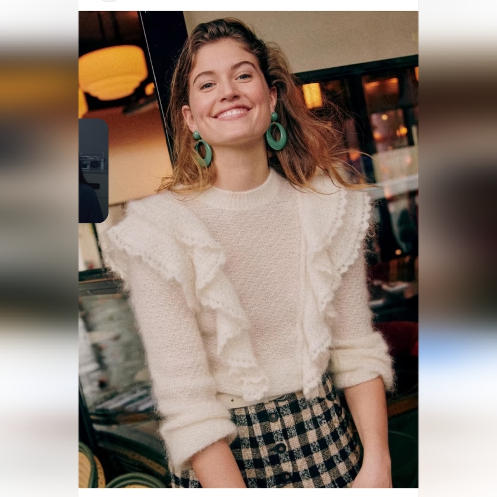 Chic White Ruffled Sweater
